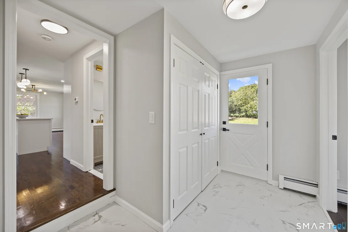 Photo of 325 Circle Drive