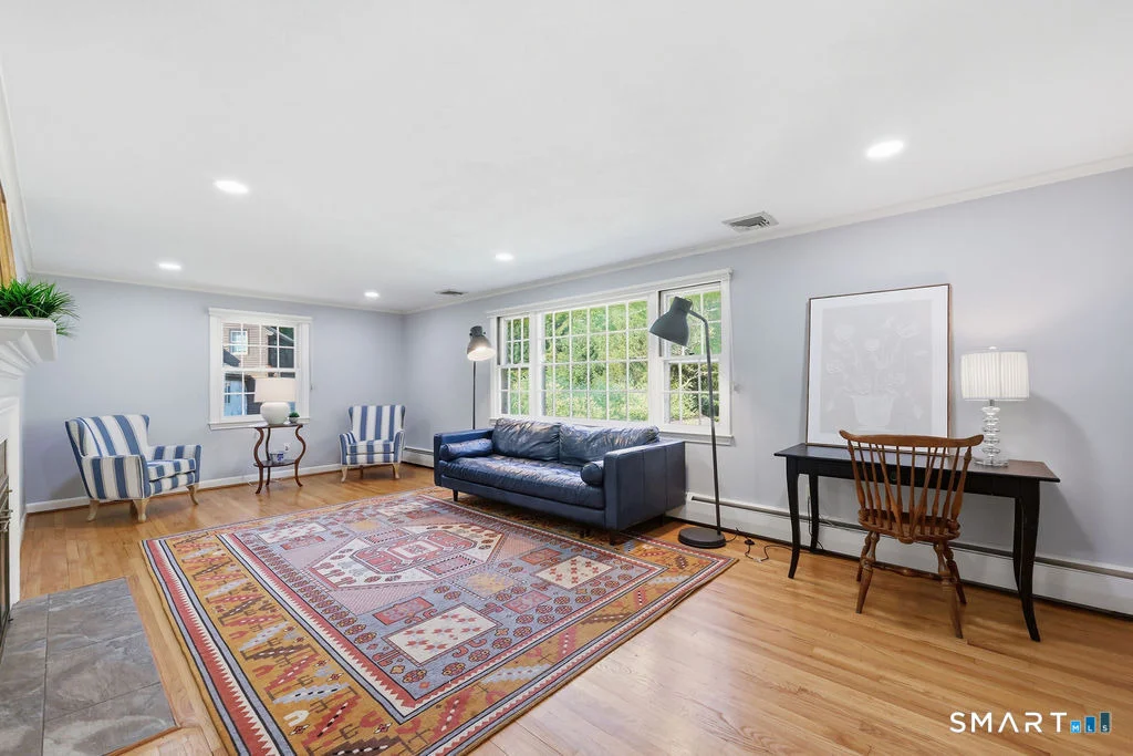 Photo of 8 Penwood Road