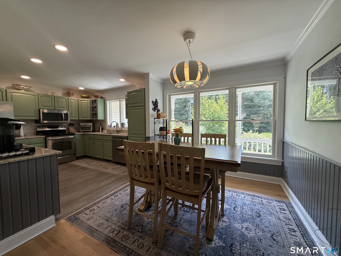 Photo of 455 Westminster Road