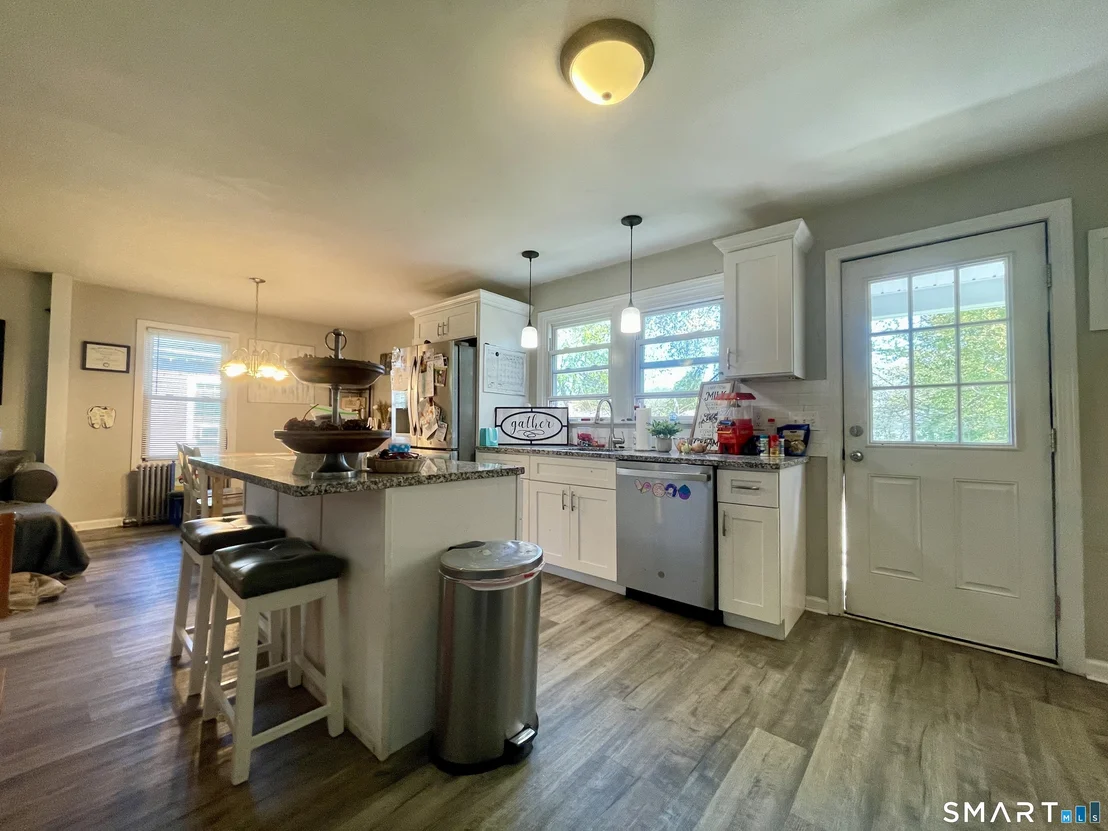 Photo of 16 Brainard Road