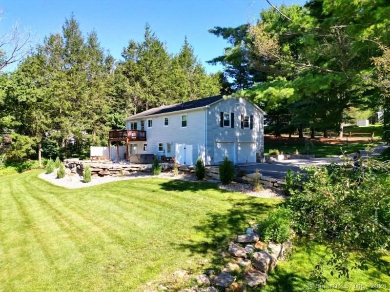 Photo of 107 Indian Meadow Drive