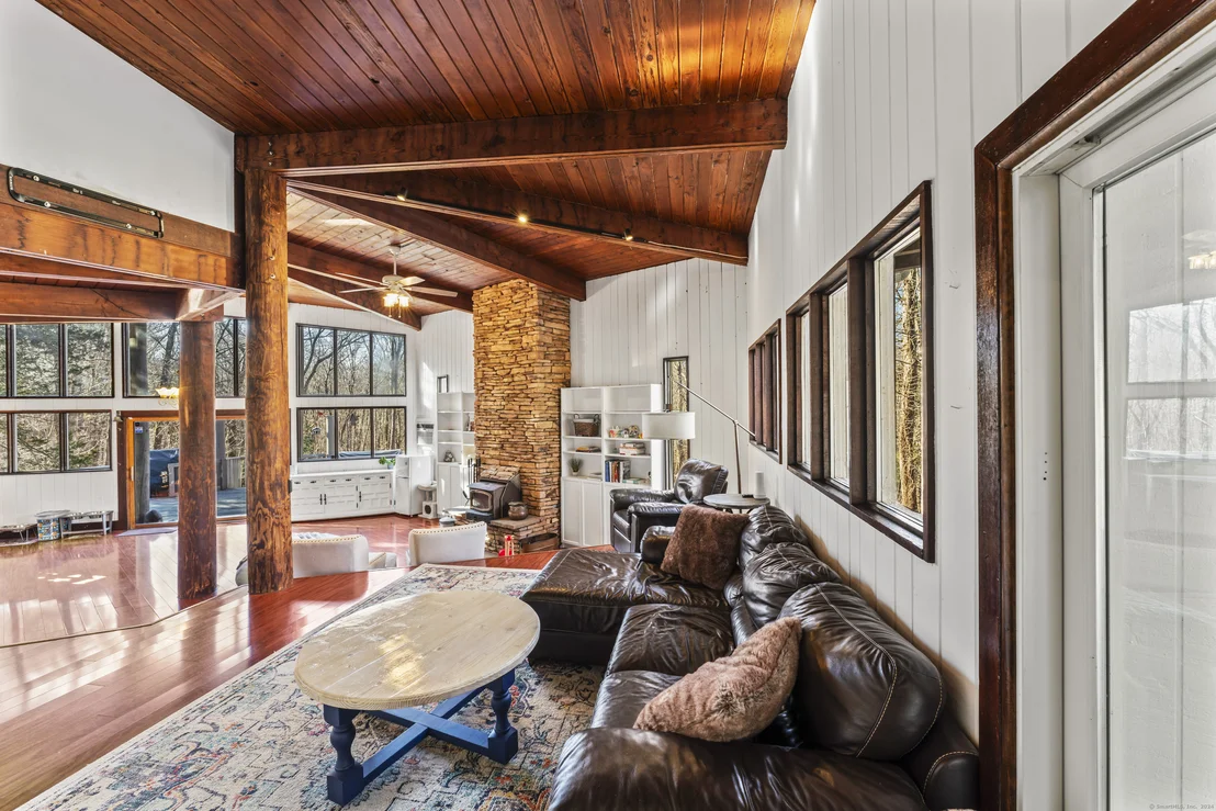 Photo of 9 Tanglewood Lane