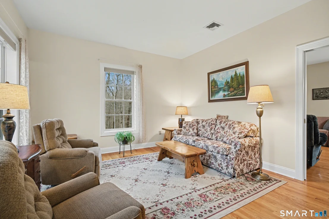 Photo of 12 Fox Run