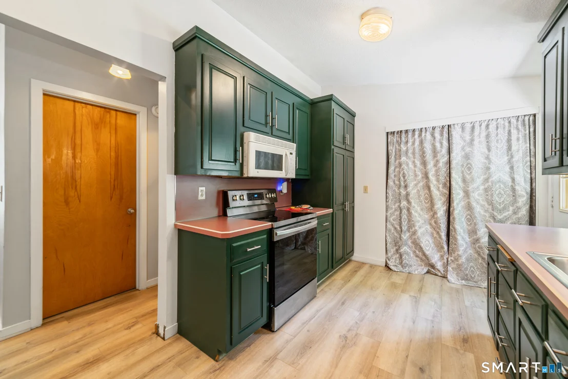 Photo of 168 Maple Avenue
