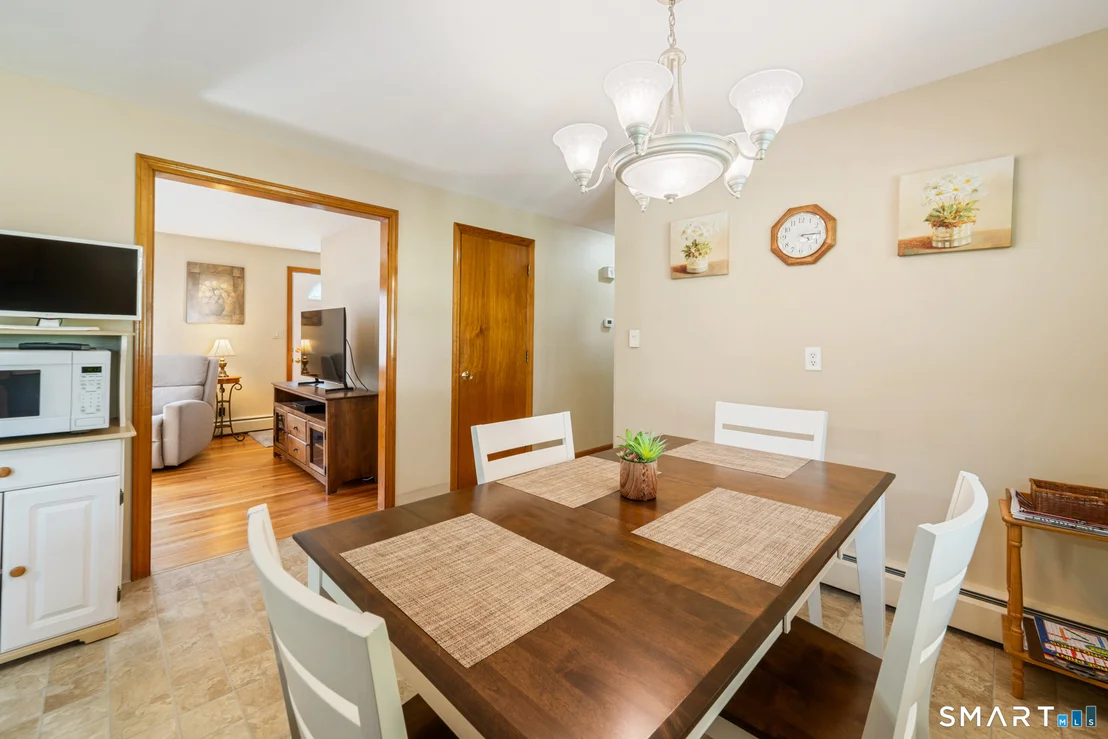 Photo of 43 Danbury Lane