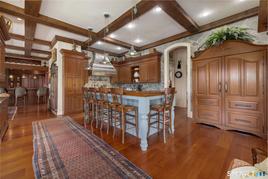 Photo of 7 Equestrian Ridge Road