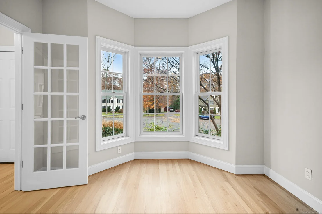 Photo of 10 Azalea Lane