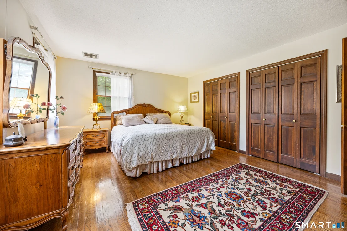 Photo of 620 Riverside Drive