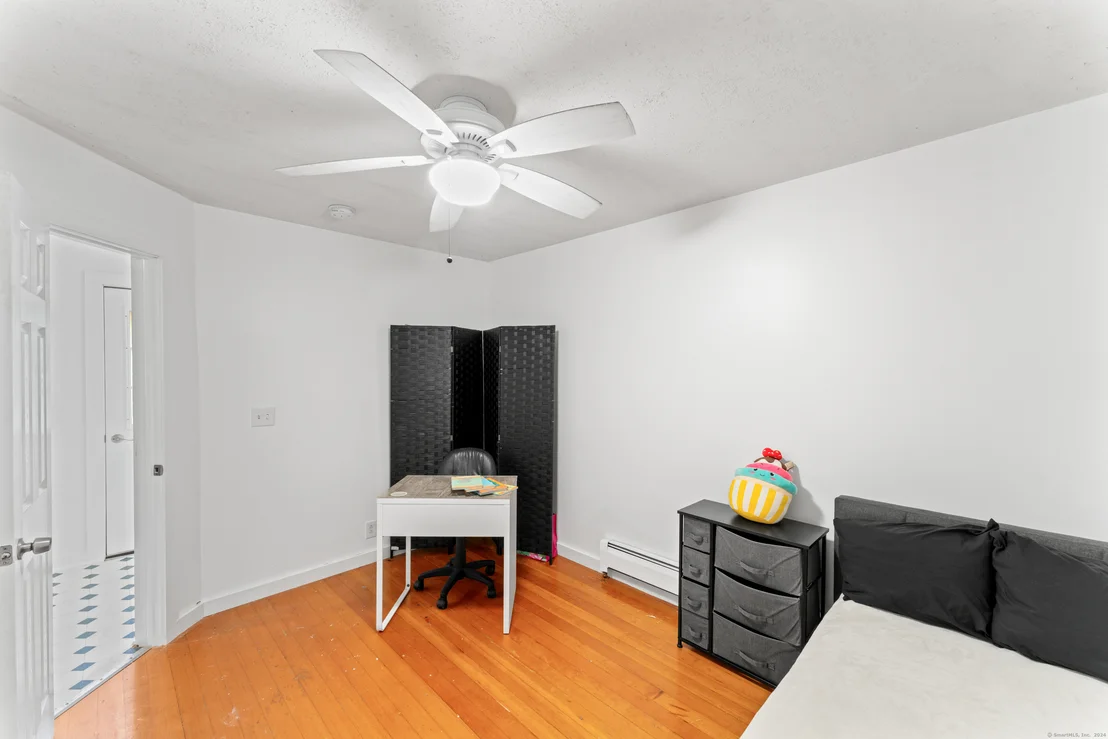Photo of 9 Cayuga Road