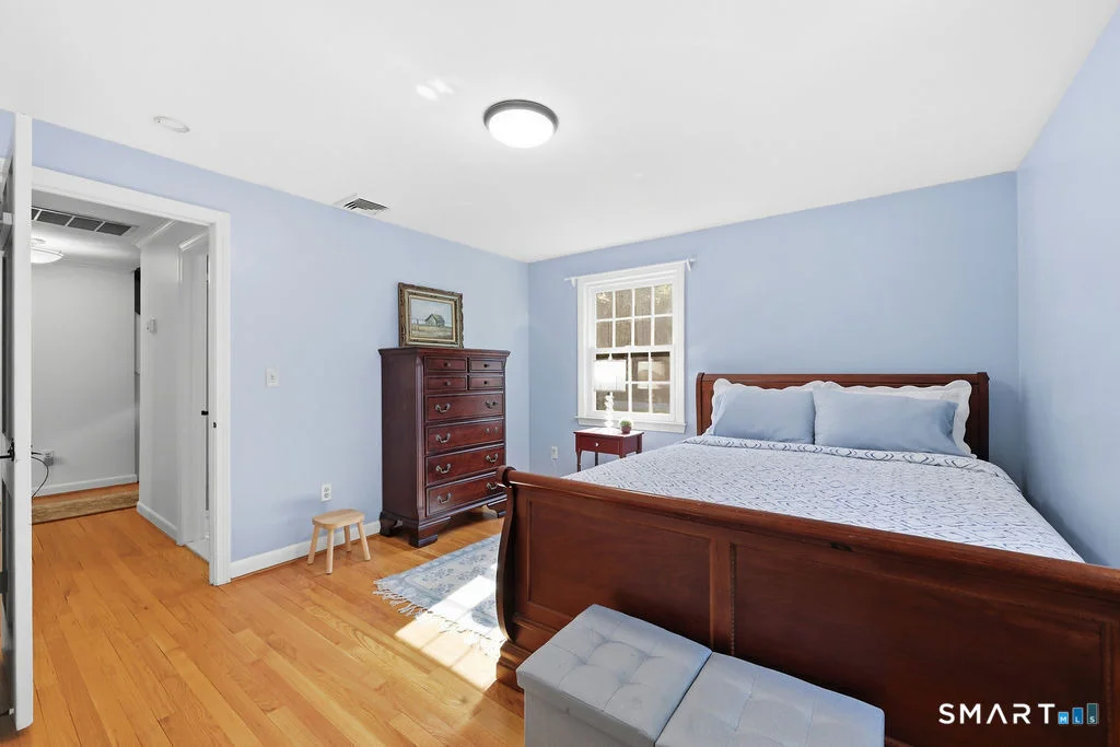 Photo of 8 Penwood Road