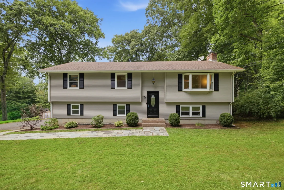 Photo of 72 Lakeview Heights