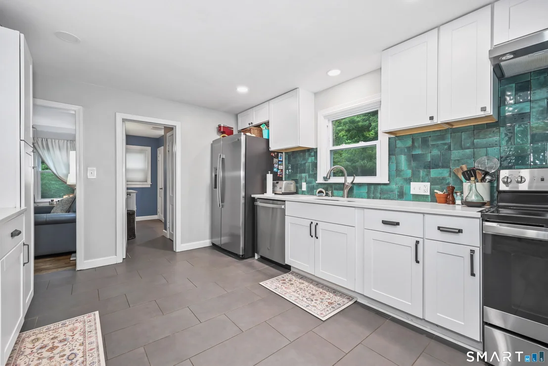 Photo of 124 Blackberry Hill Road