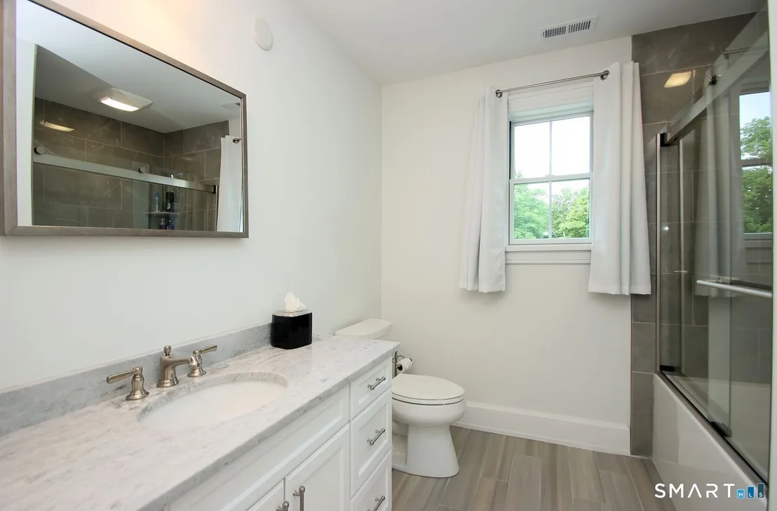 Photo of 773 Avon Road