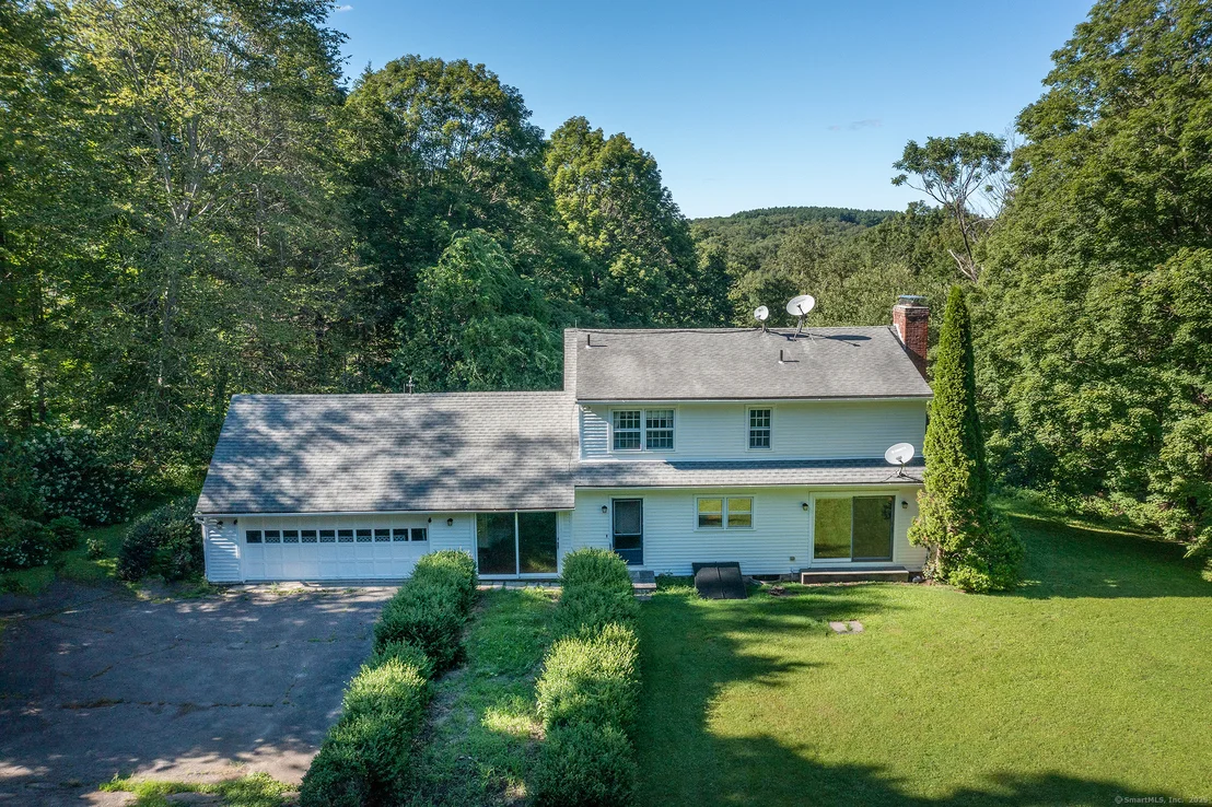 Photo of 242 Tophet Road