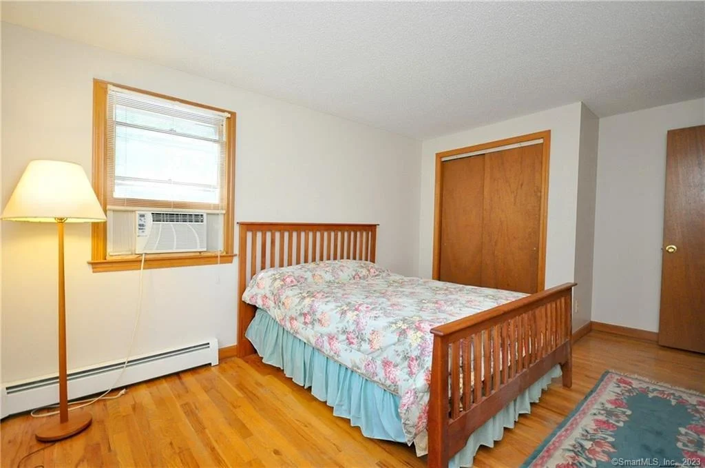 Photo of 5 Saxton Brook Drive