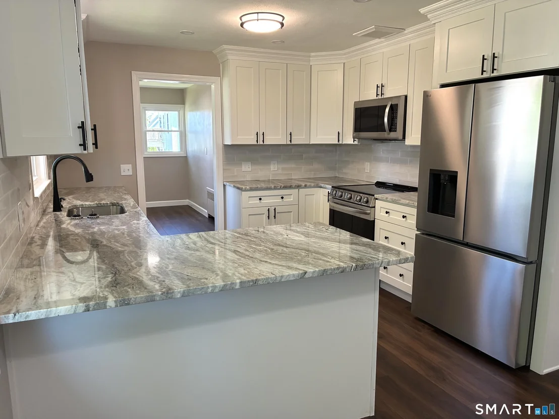 Photo of 347 Farm Hill Road