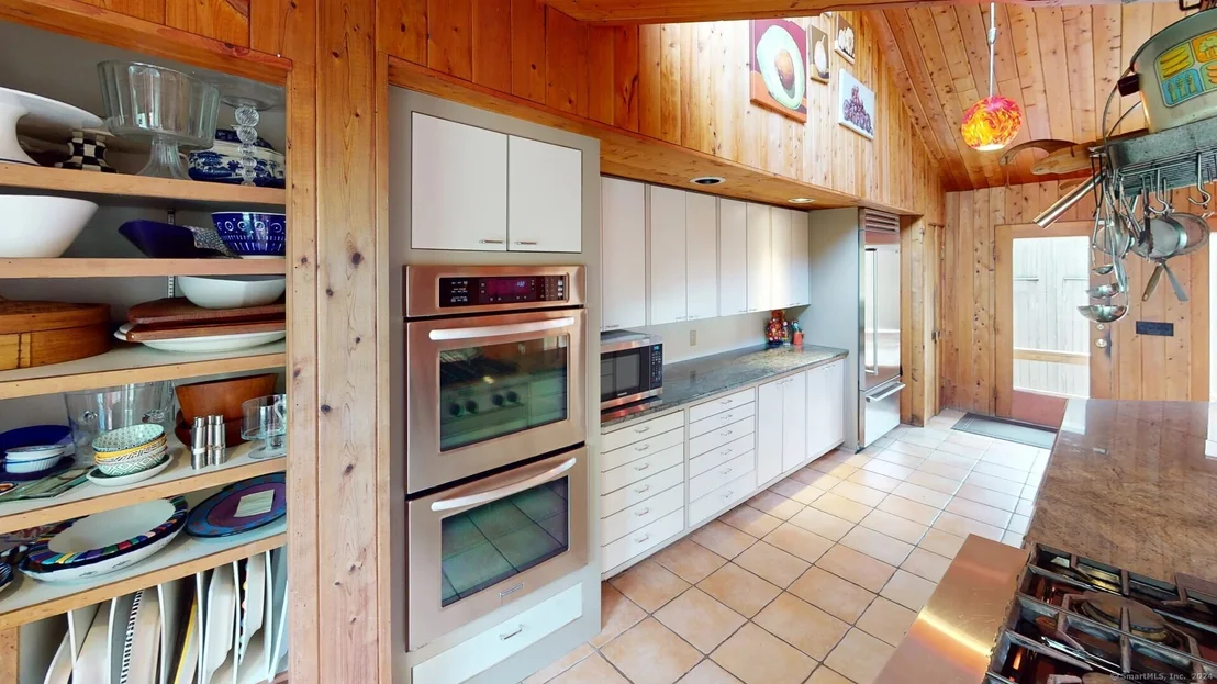 Photo of 97 Wyneding Hill Road