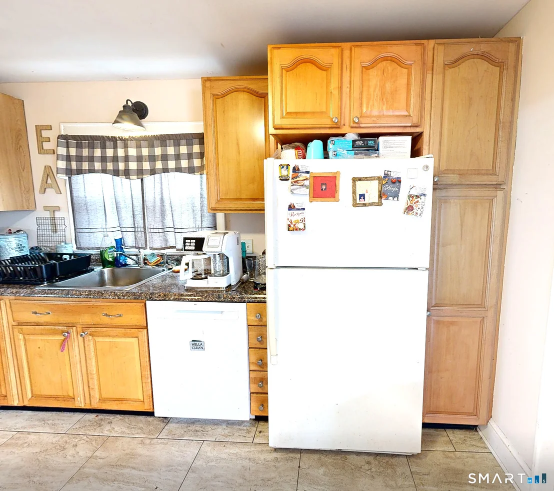 Photo of 94 Holabird Avenue