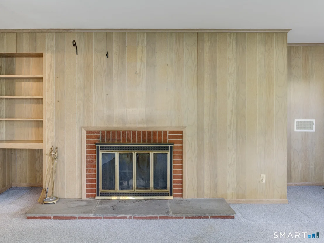 Photo of 284 Chestnut Hill Road