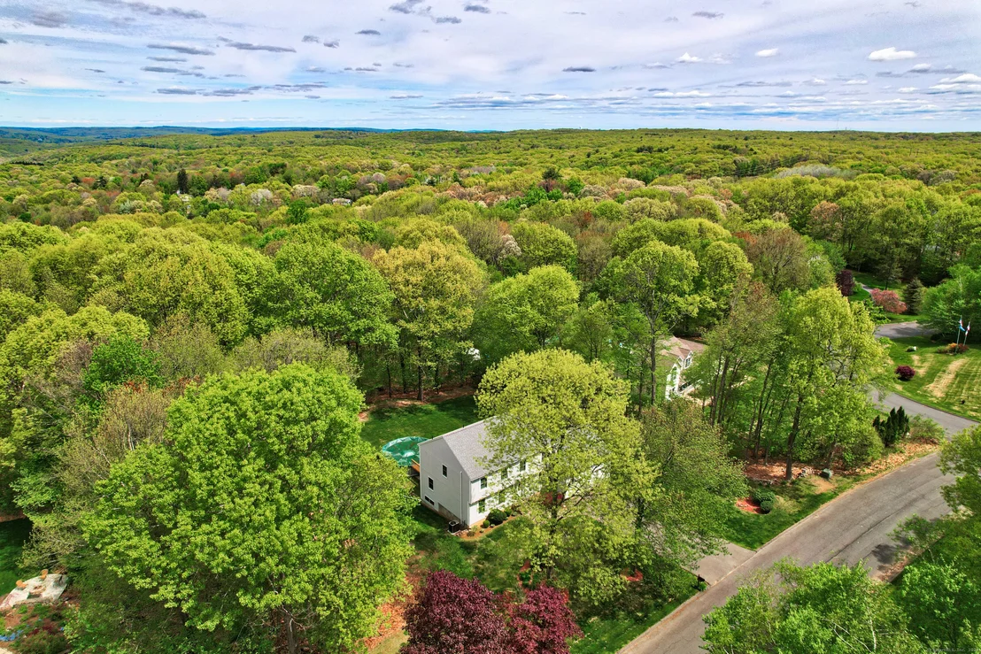 Photo of 2 Harvest Hill