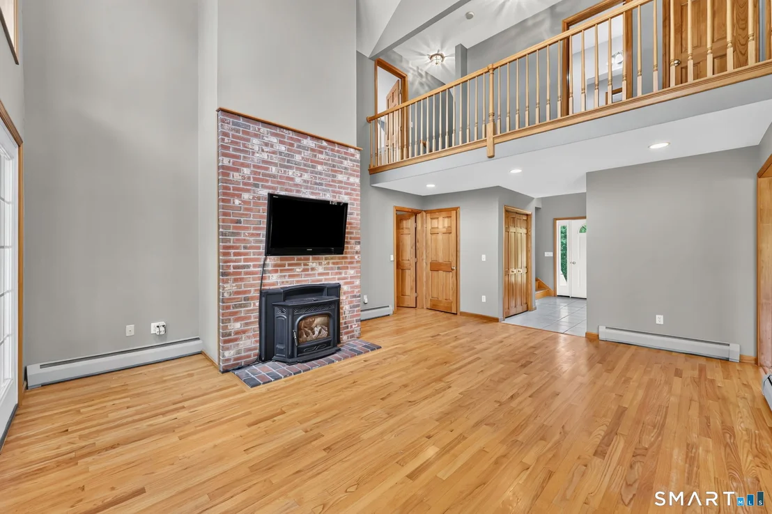 Photo of 32 Laurel Drive