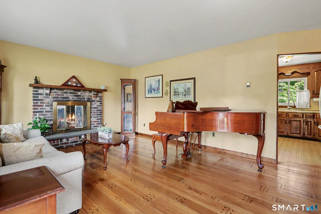 Photo of 11 A Greenlawn Drive