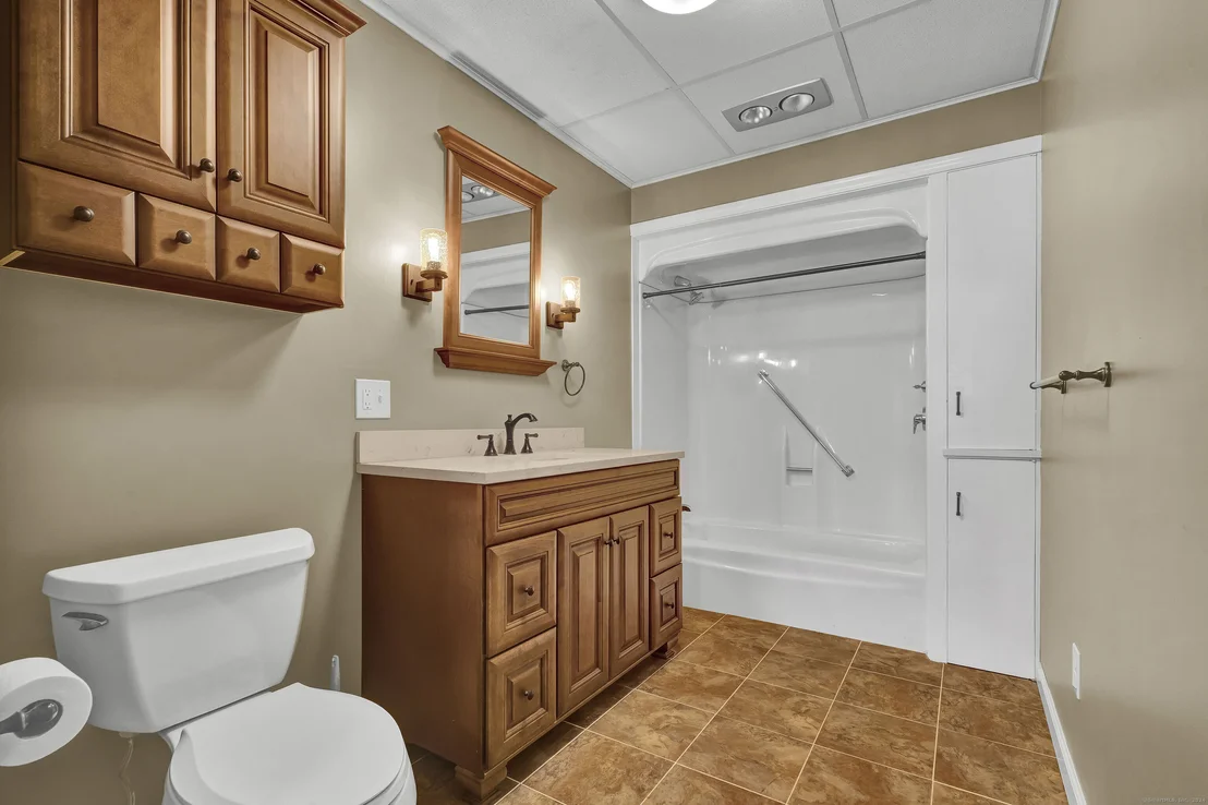 Photo of 110 Ichabod Lane