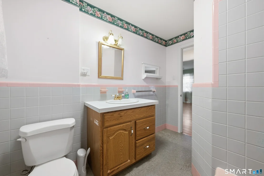 Photo of 145 Overland Drive