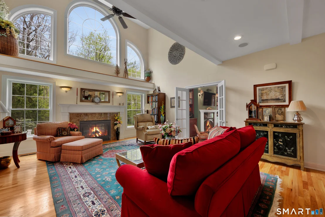 Photo of 8 Curtiss Meadows