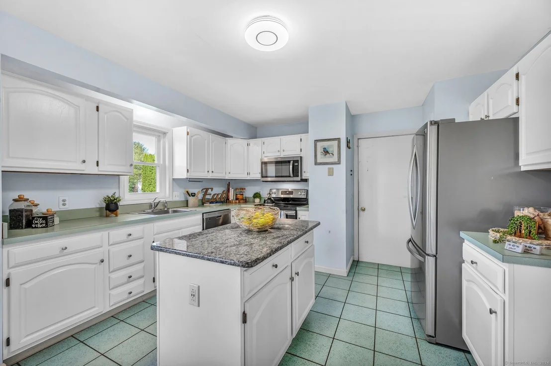 Photo of 333 Upper Valley Road