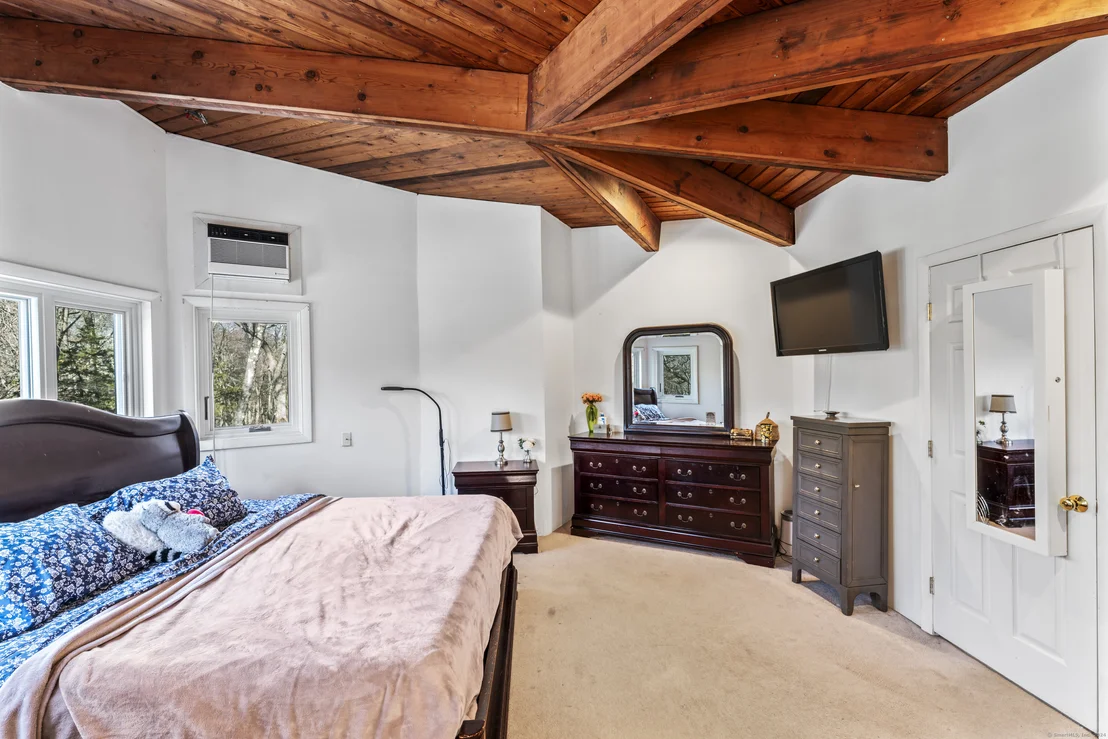 Photo of 9 Tanglewood Lane