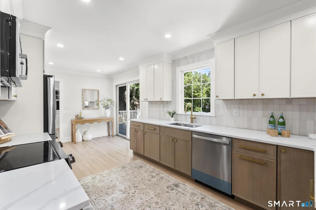 Photo of 41 Pepperbush Lane