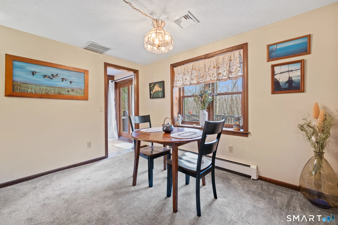 Photo of 31 Uncas Drive