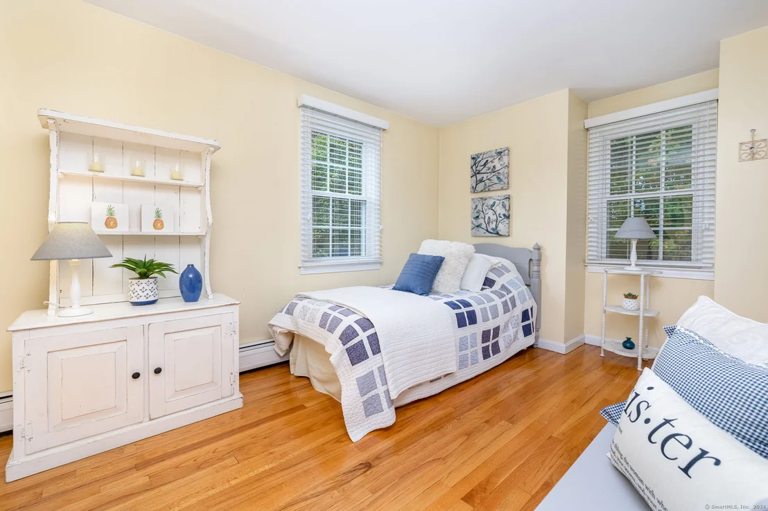 Photo of 37 Bradford Drive