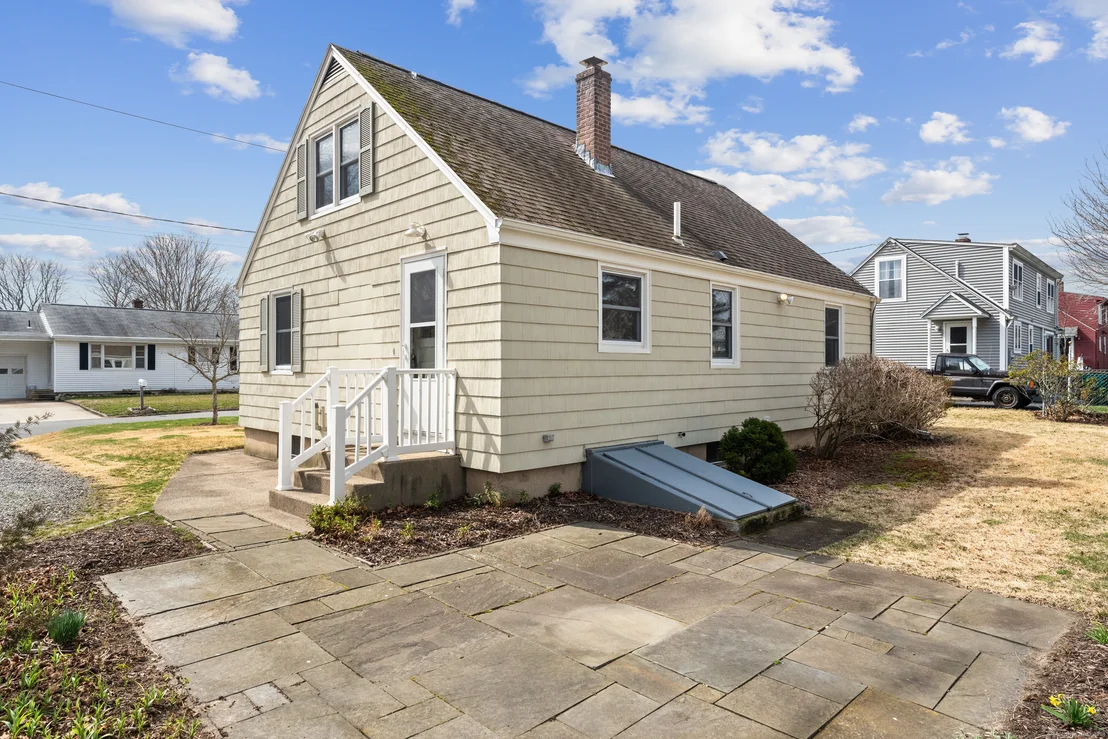 Photo of 14 9th Avenue