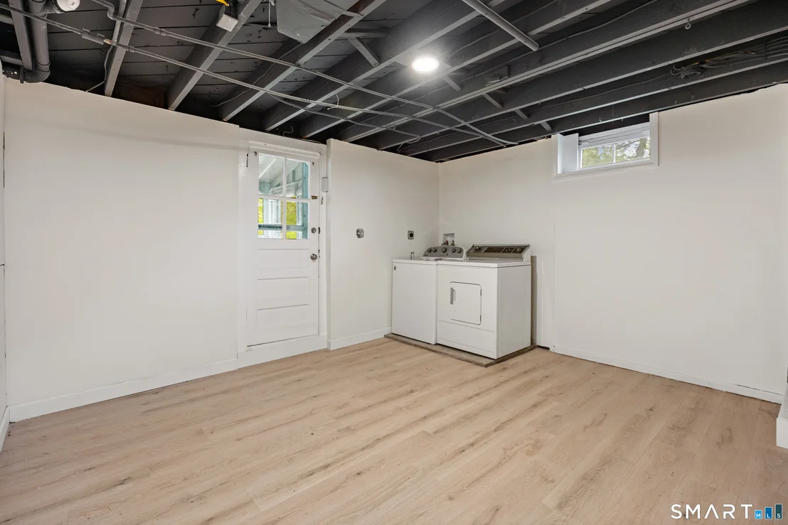Photo of 40 Circle Drive