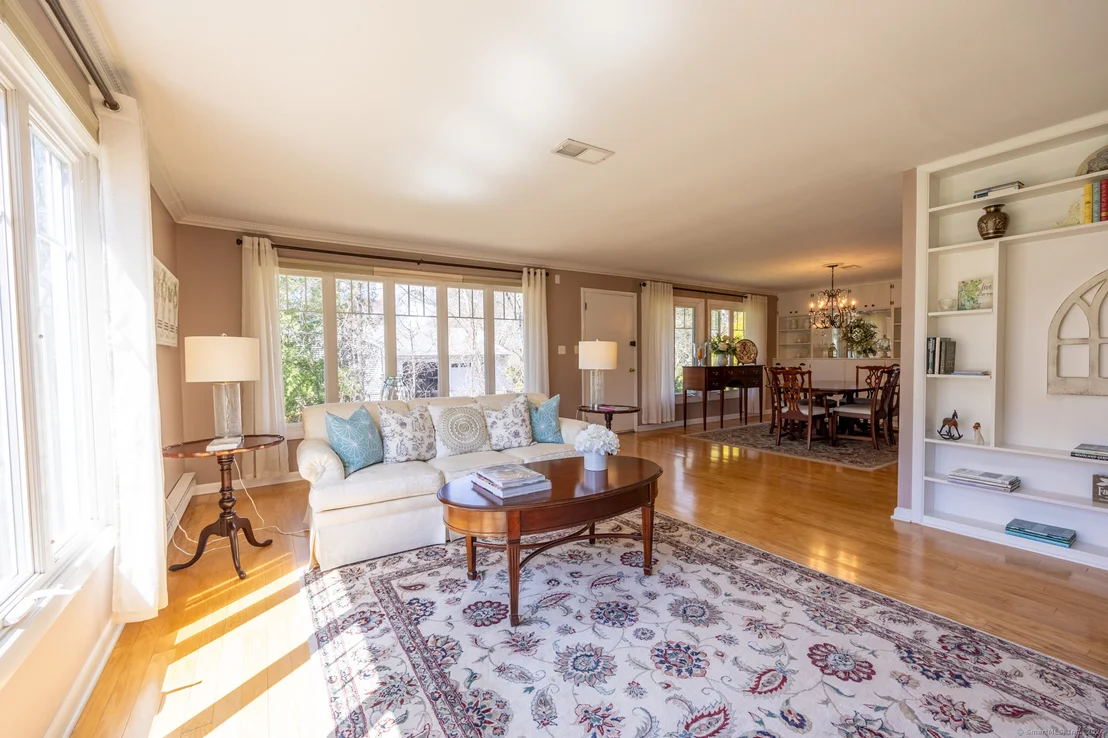 Photo of 466 Juniper Lane