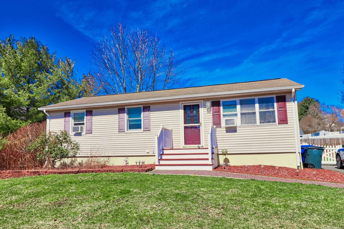 Photo of 237 Bradford Road
