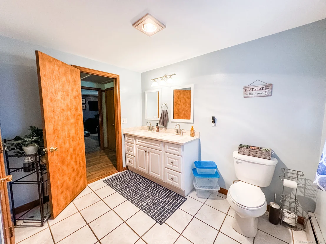 Photo of 33 Fairway Drive