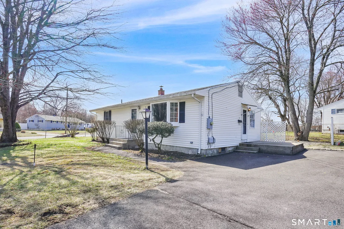 Photo of 3 Magnolia Drive