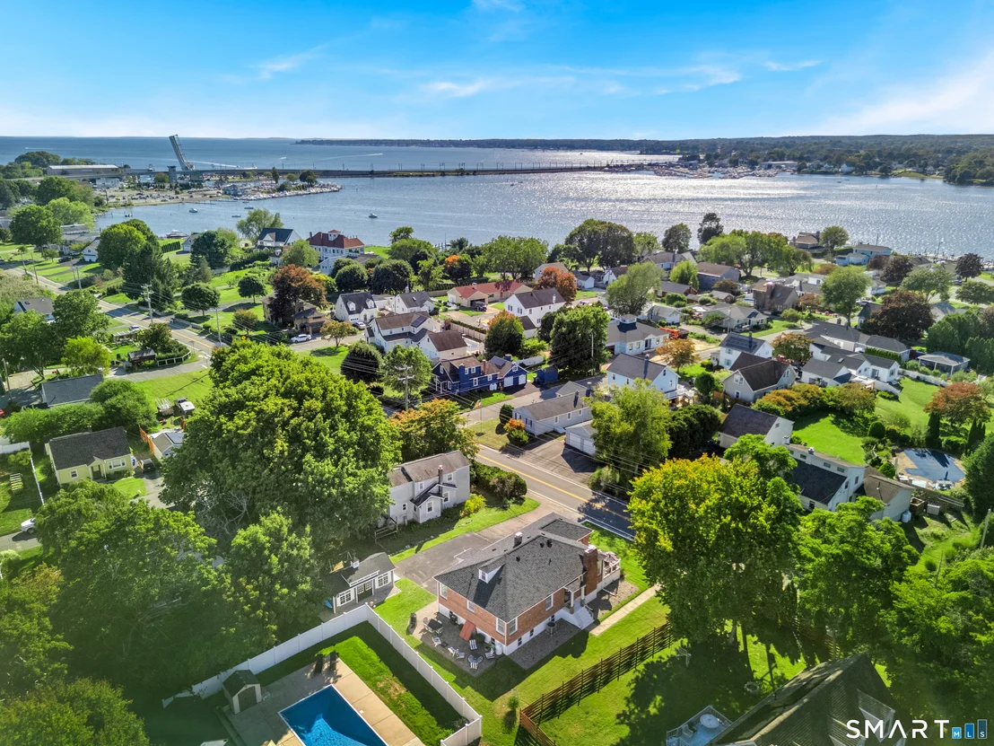 Photo of 69 Niantic River Road