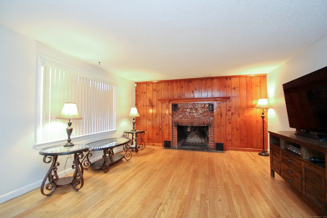 Photo of 135 East Road