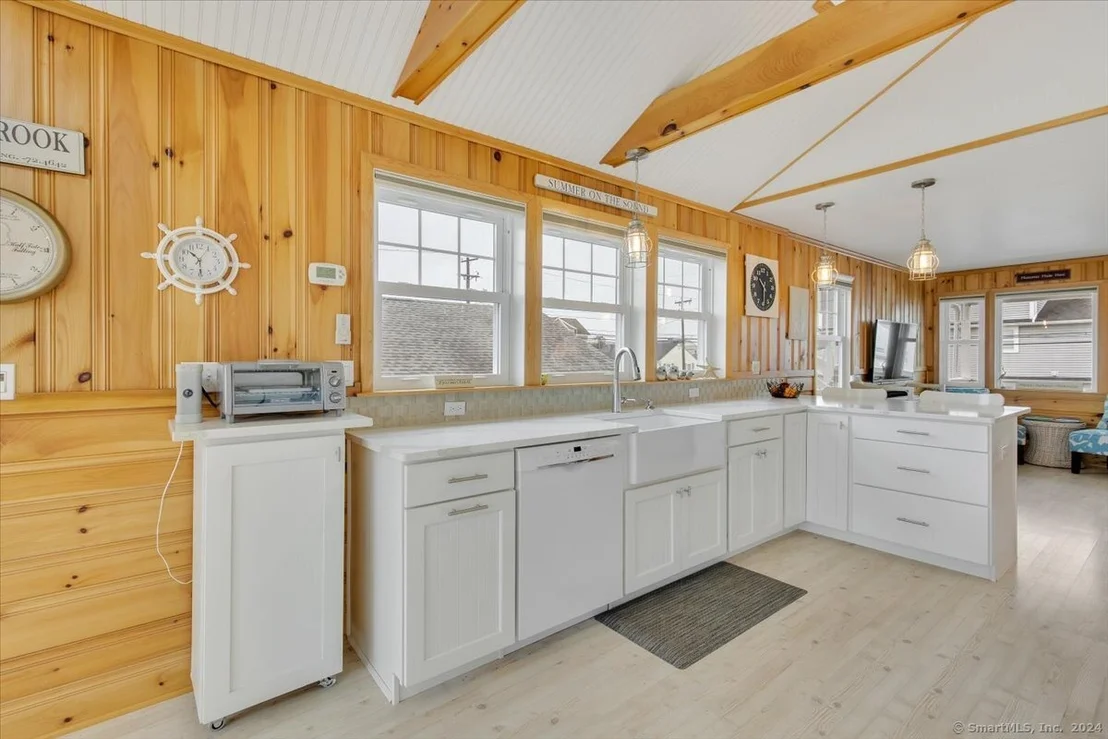Photo of 8 Tarpon Avenue