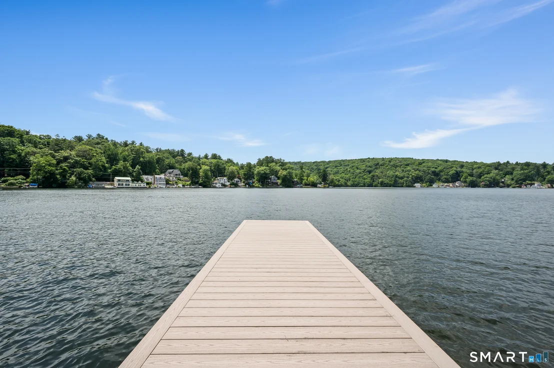 Photo of 752 Lake Drive