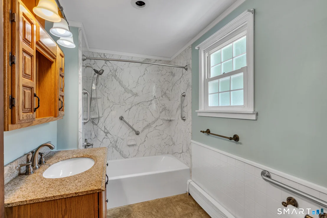 Photo of 159 Ellington Avenue