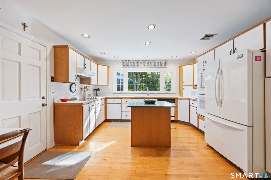 Photo of 98 Merwin Circle