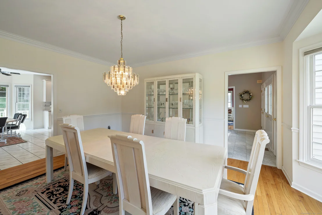 Photo of 124 Meadowview Drive