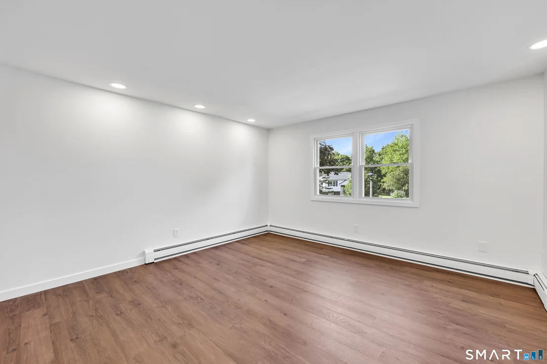 Photo of 93 Cookes Ridge