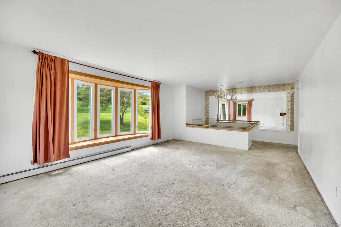 Photo of 18 Hillcrest Drive