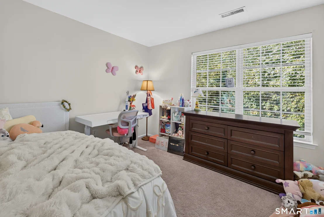 Photo of 25 Auburn Way